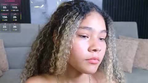 zendaya online show from December 13, 7:40 pm