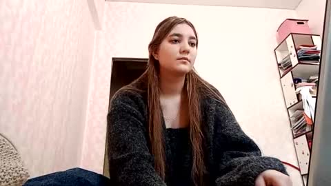 zeniabrossoit online show from March 11, 5:54 am