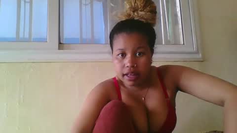 zenicee online show from December 17, 1:07 pm