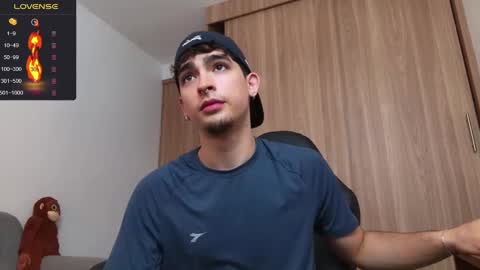 Zenn online show from December 23, 12:30 pm