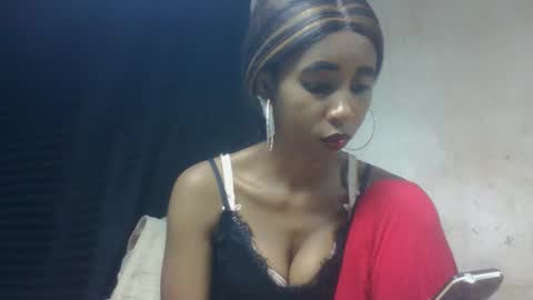 Snapshot of zeolineess chatting on October 18, 12:09 pm zeolineess online show from October 18, 12:09 pm