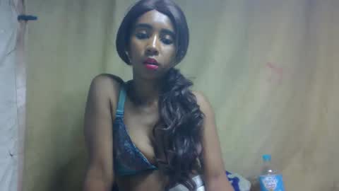 Snapshot of zeolineess chatting on September 29, 7:35 pm zeolineess online show from September 29, 7:35 pm