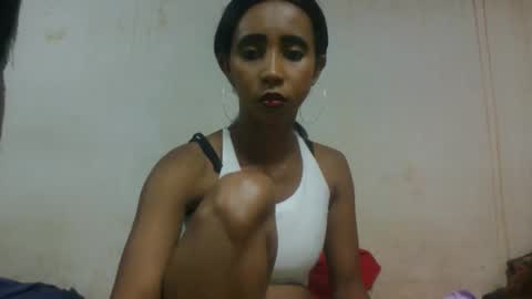 Snapshot of zeolineess chatting on October 10, 9:37 am zeolineess online show from October 10, 9:37 am