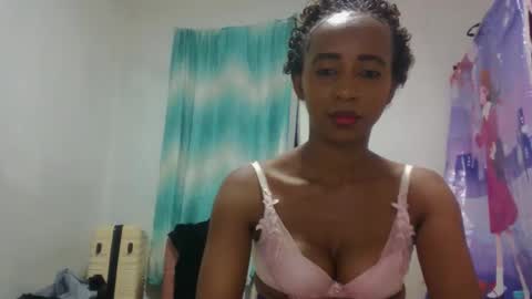 Snapshot of zeolineess chatting on September 25, 7:32 pm zeolineess online show from September 25, 7:32 pm