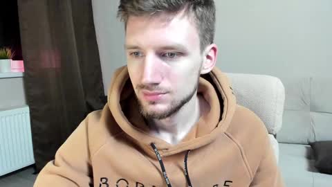 Andrew online show from February 10, 4:52 am