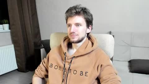 Andrew online show from December 5, 9:01 pm