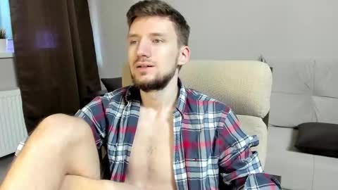 Andrew online show from February 15, 8:33 am