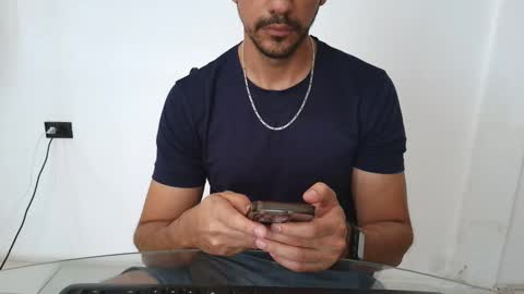 Zether online show from September 18, 4:44 pm