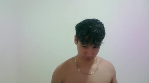 zeus_183 online show from October 28, 1:17 am