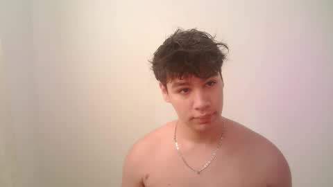 zeus_183 online show from June 26, 8:47 pm