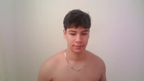 zeus_183 online show from June 13, 1:43 pm