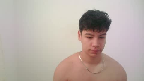 zeus_183 online show from June 14, 1:46 pm