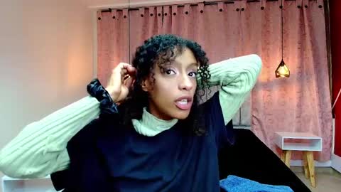 Zia Green online show from March 9, 5:00 am