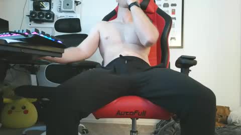 Ziggy online show from February 3, 8:35 pm