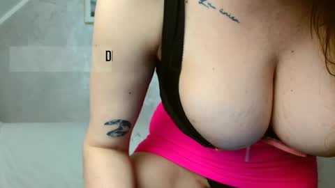 Carolina online show from January 23, 2:02 am