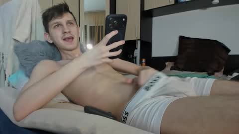 zincky online show from February 19, 9:14 pm