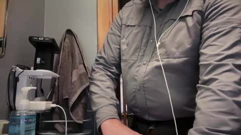 zinger283069 online show from April 13, 9:52 pm