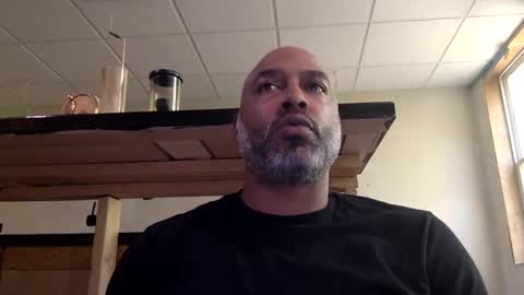 zionlion22 online show from April 9, 4:01 pm