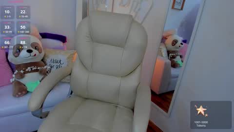 Zobe Love online show from February 27, 11:26 pm