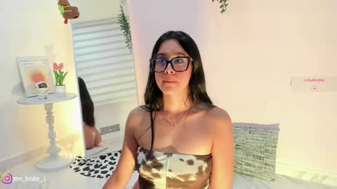 Zoe online show from October 13, 2:35 am