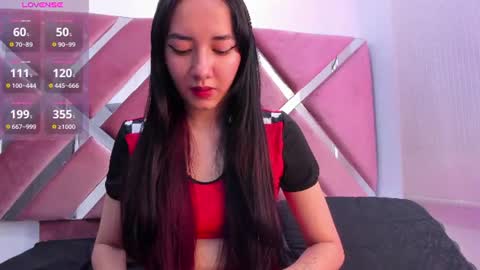 zoe_evaanss_ online show from June 22, 7:21 pm