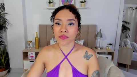Zoe Gruber online show from July 25, 2:20 am
