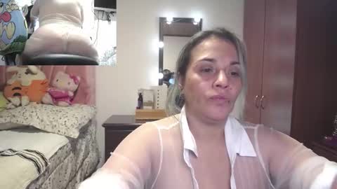 zoe hotxxx online show from March 23, 12:15 am