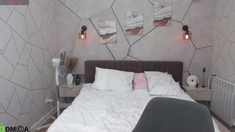 Zoe online show from February 20, 6:26 am