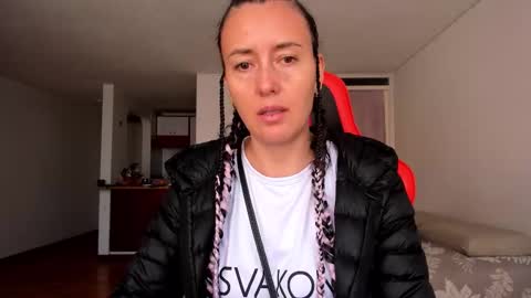 ZOE online show from November 26, 8:38 pm