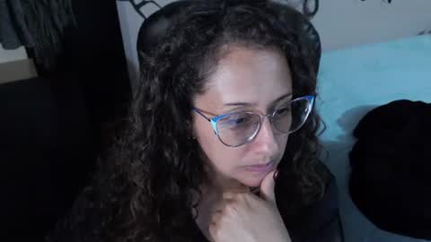 Zoe Koller online show from June 15, 10:13 pm