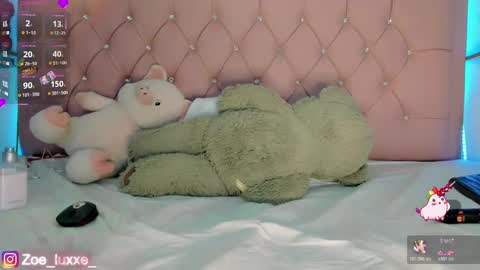 Zoe online show from March 11, 2:25 am