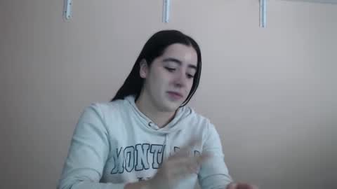 Snapshot of zoe_mill33r chatting on October 2, 5:56 pm Zoe online show from October 2, 5:56 pm