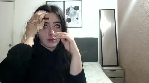 Snapshot of zoe_mill33r chatting on February 26, 4:08 am Zoe online show from February 26, 4:08 am