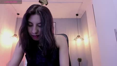 zoe_moreau online show from February 2, 7:21 pm