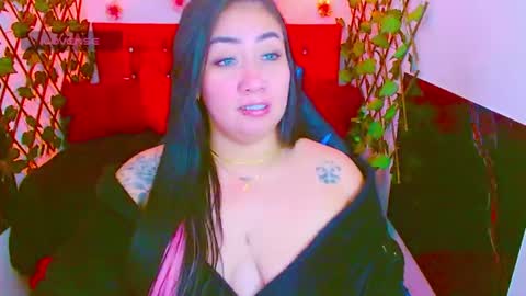 zoe_naughty22 online show from June 10, 3:28 am