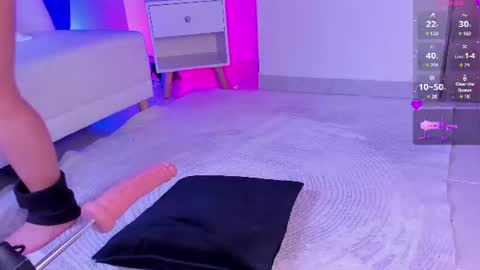 Zoe online show from June 10, 4:12 am