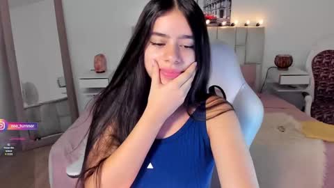 Zoe online show from September 18, 11:36 am