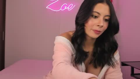 zoecams online show from May 6, 8:04 pm