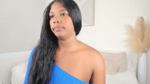 zoegarner10 online show from March 21, 7:40 pm