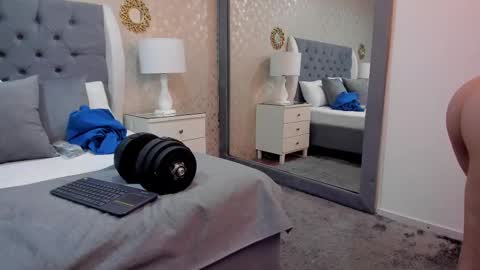 Zoe Krug online show from September 13, 5:37 pm