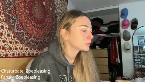 zoepleasing online show from November 4, 12:23 am