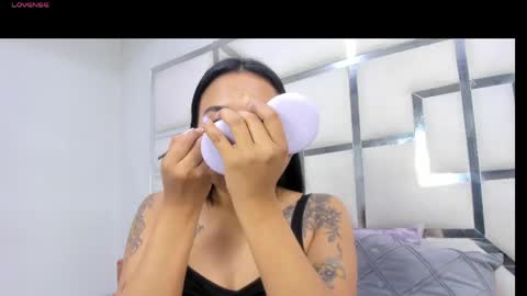 ZoeSwam online show from June 2, 1:02 pm