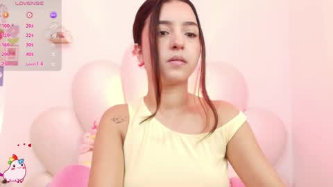 zoewillian online show from May 22, 1:23 am
