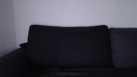 zoibee online show from July 31, 4:52 pm