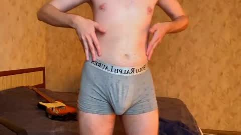 Zombdeeeee online show from July 12, 3:26 pm
