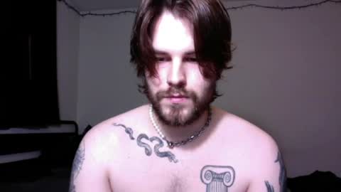 zorvello_83 online show from April 15, 7:49 pm