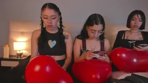 cintya kors online show from February 15, 2:47 am