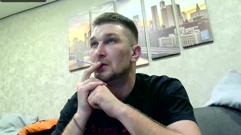 ztigrousz online show from February 1, 7:33 pm