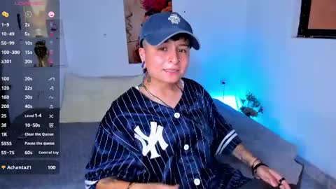 Zury Ramirez online show from June 25, 11:32 pm