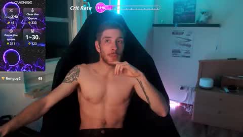 Zuzmoe online show from December 18, 11:00 pm